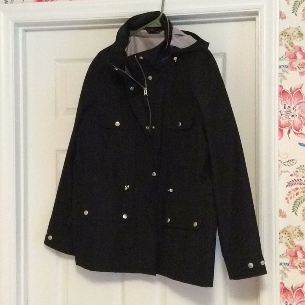 Lands’ End Women’s Rain Jacket ☔️